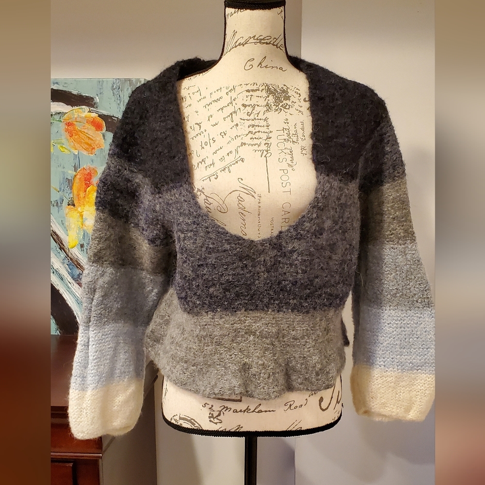 FREE PEOPLE WOMEN'S MULTICOLOR  DEEP V-NECK SWEATER SIZE XS. - Picture 4 of 9